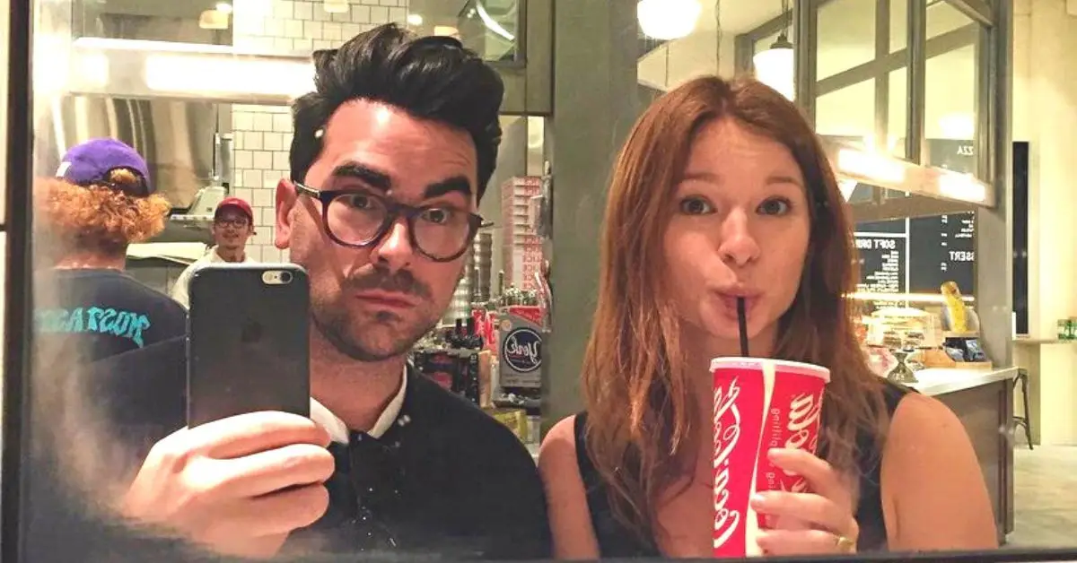 Dan Levy a Stacey Farber