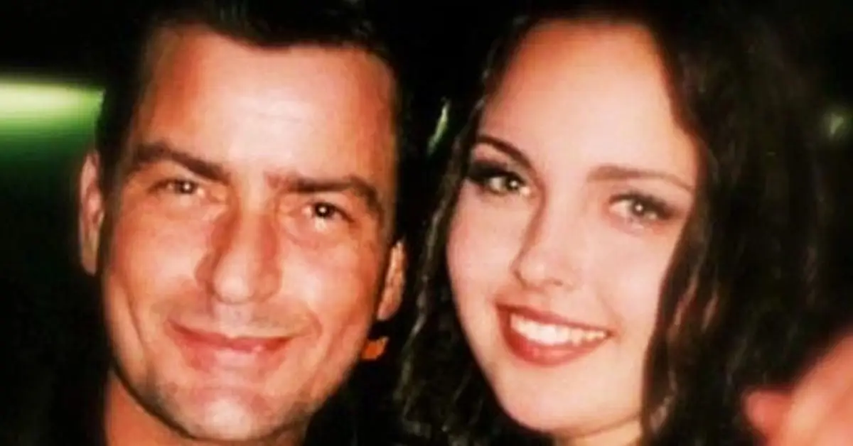 Chi è la figlia 35enne di Charlie Sheen, Cassandra Estevez?