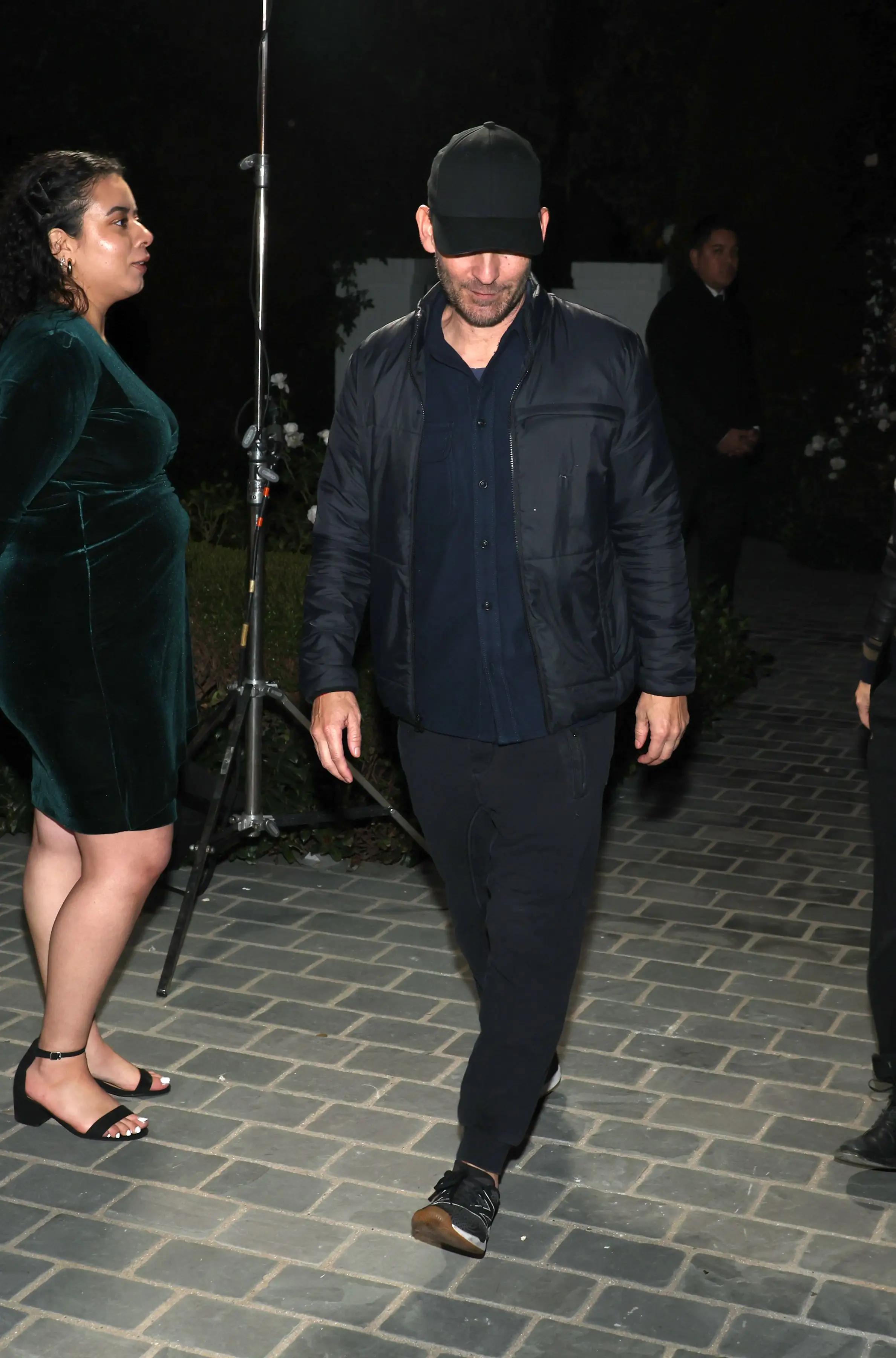 Tobey Maguire évite les paparazzi