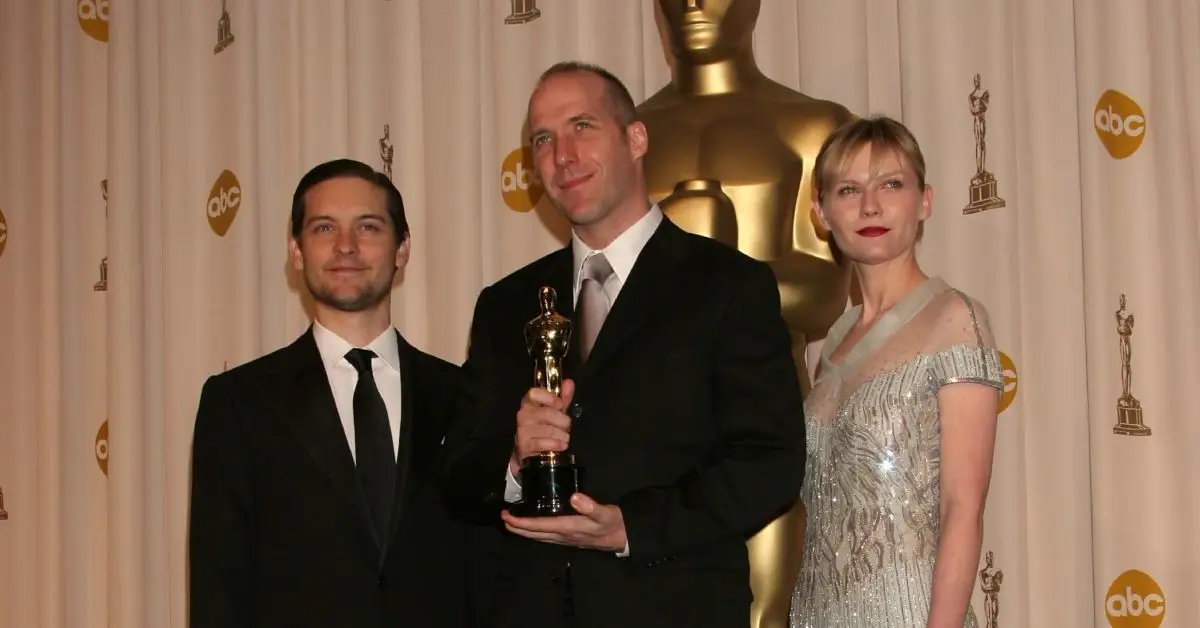 Tobey Maguire, Michael Arndt et Kirsten Dunst aux Oscars
