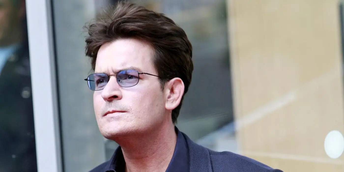 Charlie Sheen ved ceremoni for at modtage Hollywood-stjerne