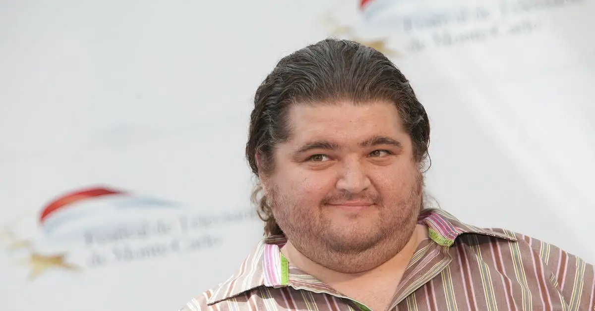 Il peso di Jorge Garcia ha preoccupato i fan quando è finalmente emerso dopo essere scomparso da Hollywood