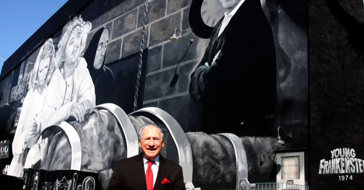 Mel Brooks på Mel Brooks Street Dedication