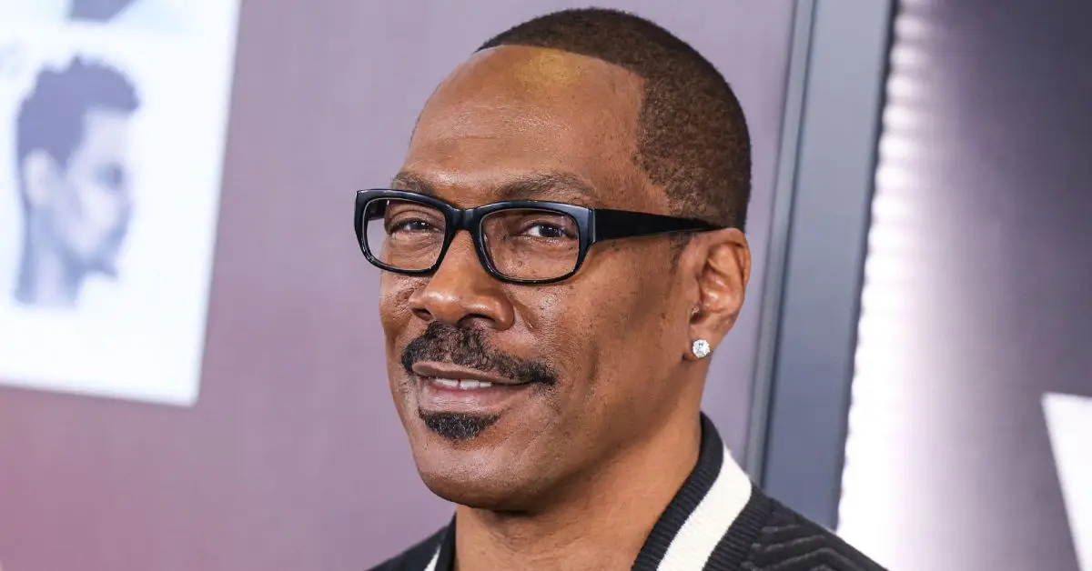 Eddie Murphy wygląda na niepewnego