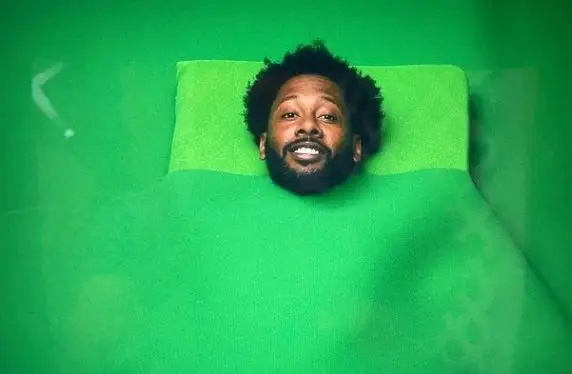 Jordan Rock, umgeben von Grün