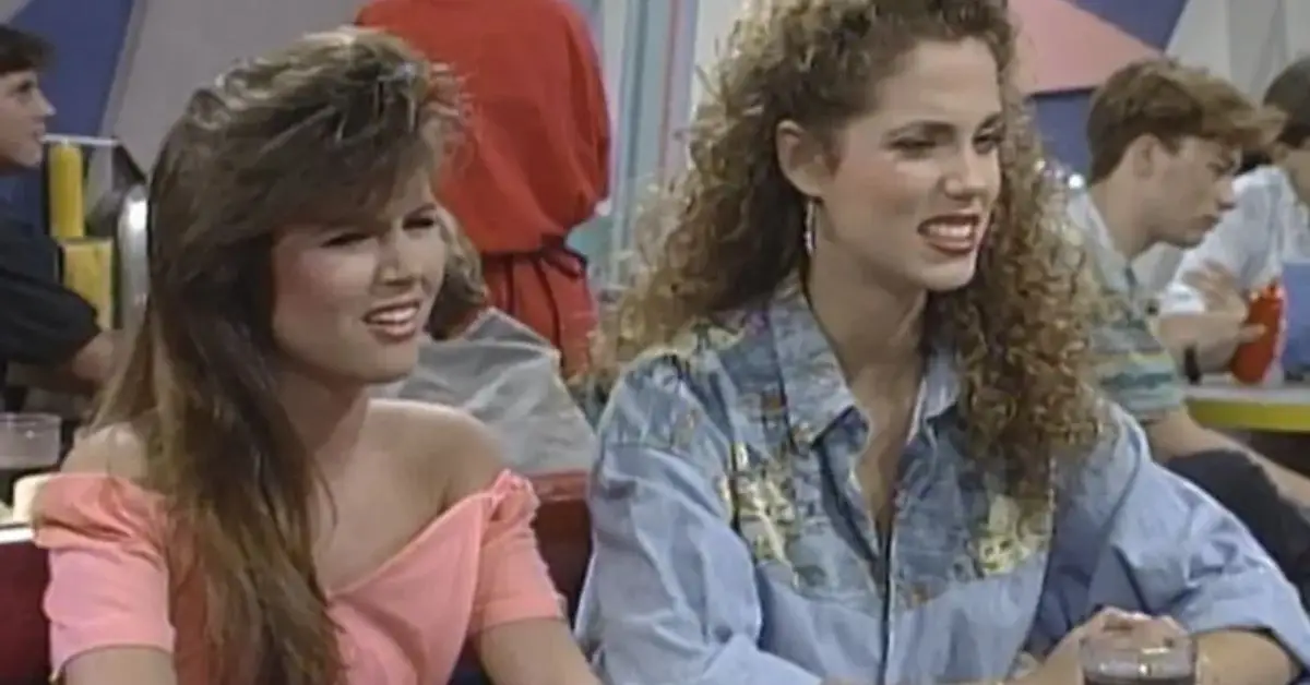 Kelly e Jesse salvos pelo gongo