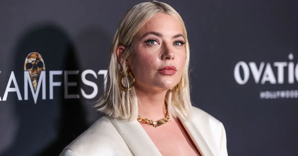 Ashley Benson under visningen av The Loneliest Boy In The World