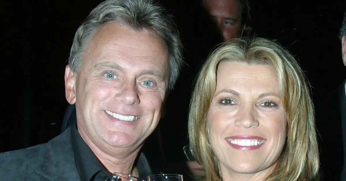 ואנה ווייט ופאט סאג'ק מחייכים