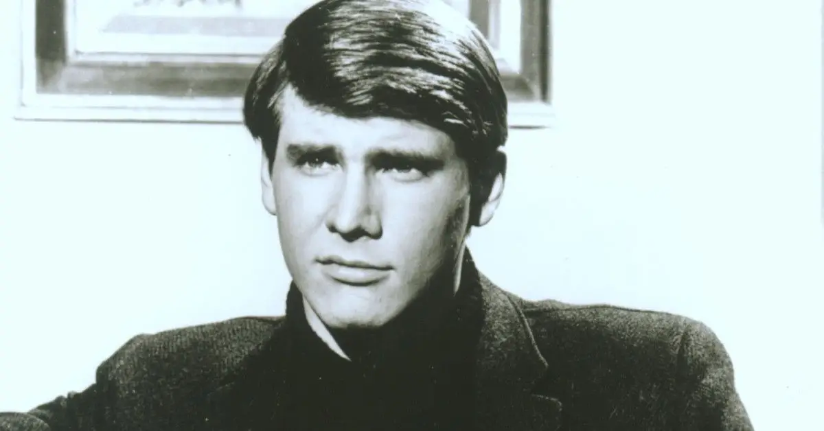 O que aconteceu com a esposa de Harrison Ford após o escândalo de traição de Carrie Fisher?