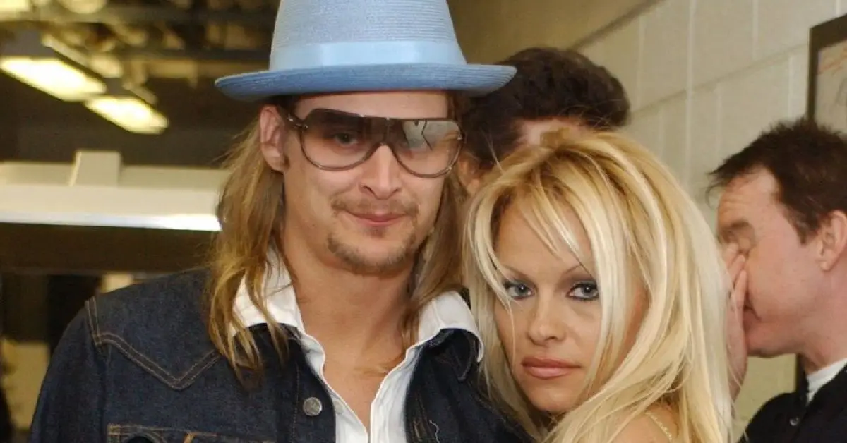 Kid Rock et Pamela Anderson lors d'une soirée