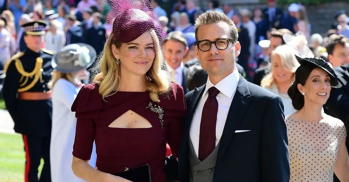 해리 왕자와 메건 마클의 Jacinda Barrett와 Gabriel Macht