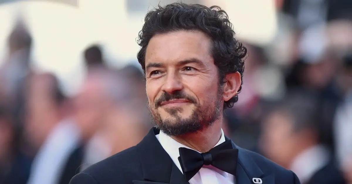 Orlando Bloom na czerwonym dywanie