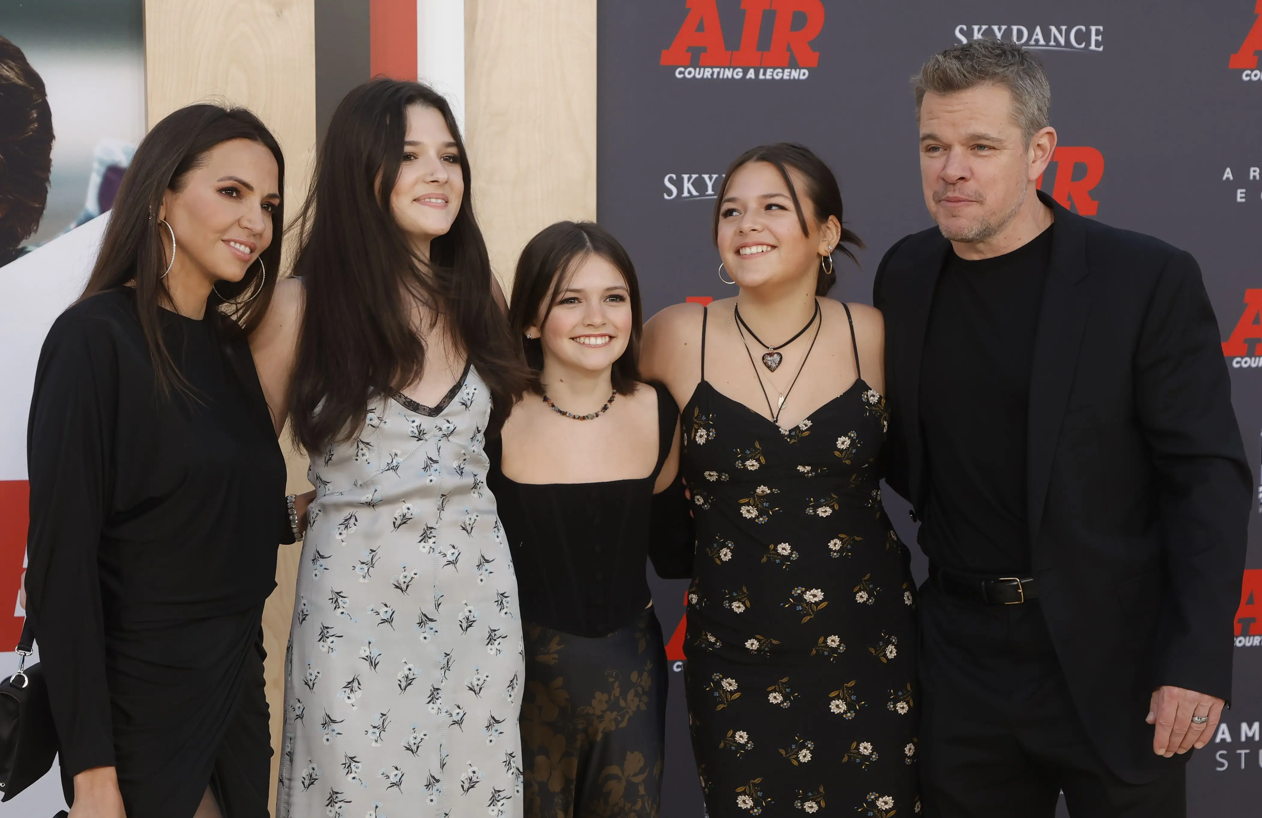 Oto dlaczego nigdy nie widzimy córek Matta Damona, Gii, Isabelli i Stelli