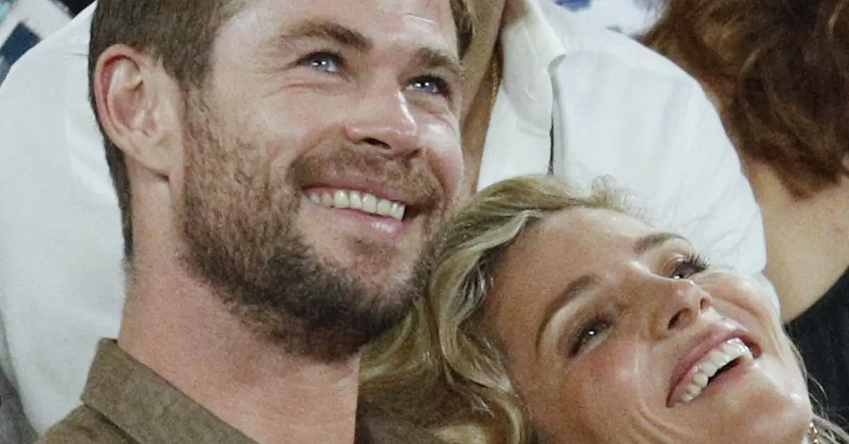 Chris Hemsworth e Elsa Pataky sorrindo