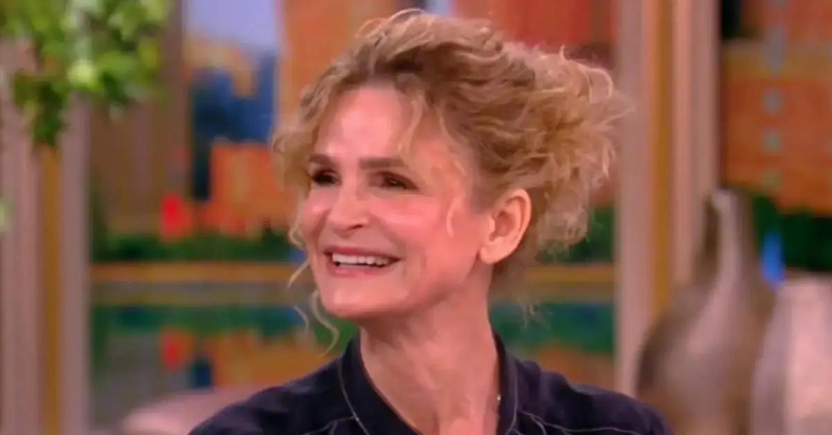 보기에 Kyra Sedgwick