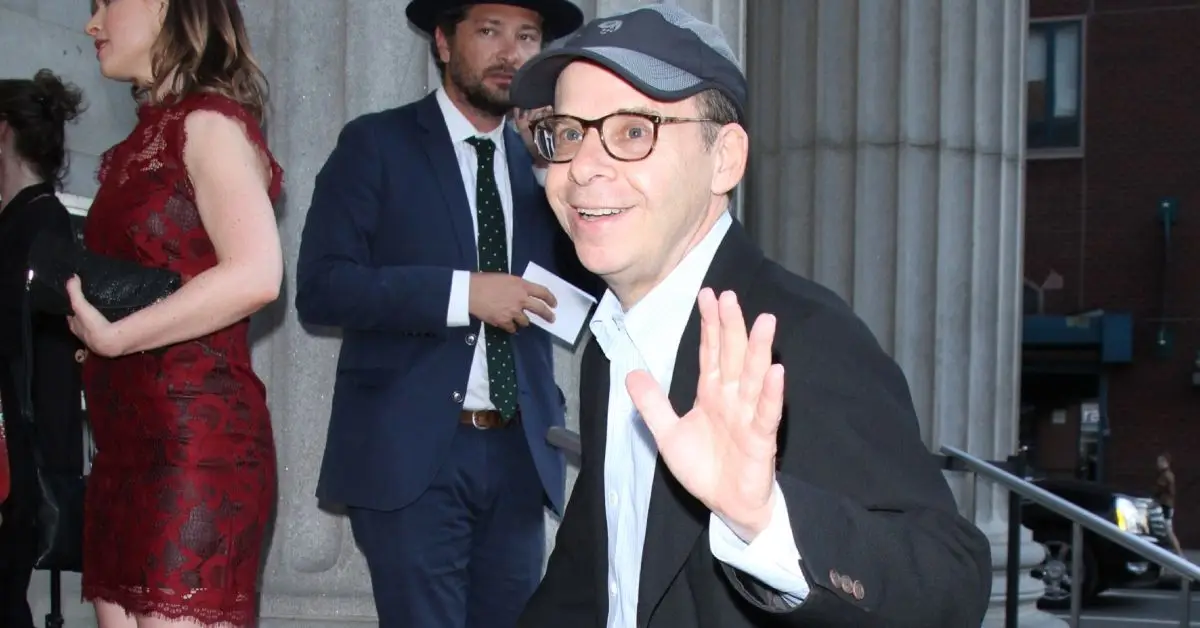 Rick Moranis máva rukou