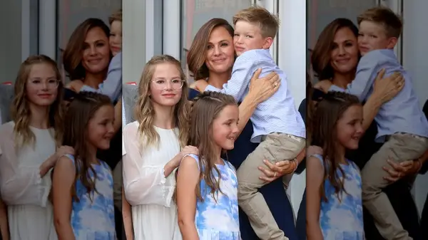 Jennifer Garner poses for a photo with her three kids as she receives her star on the Hollywood Walk of Fame