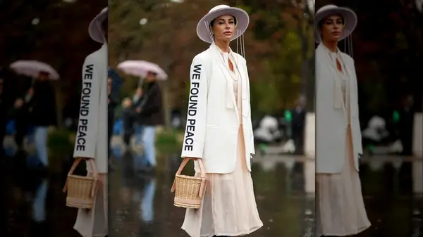 Woman with a woven bag 