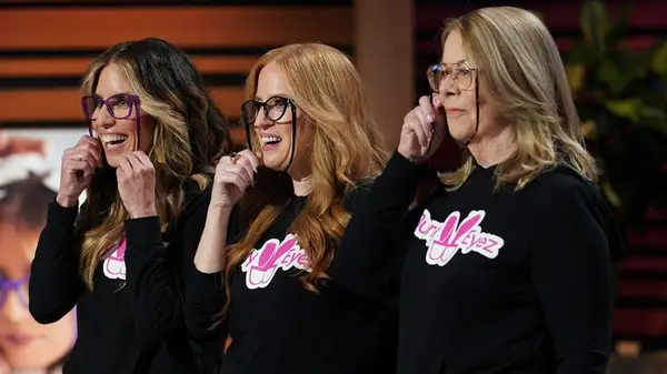 Oto, co poszło z okularami Bunny Eyz po zbiorniku Shark