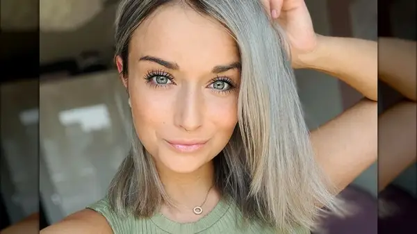 Woman with green eyes