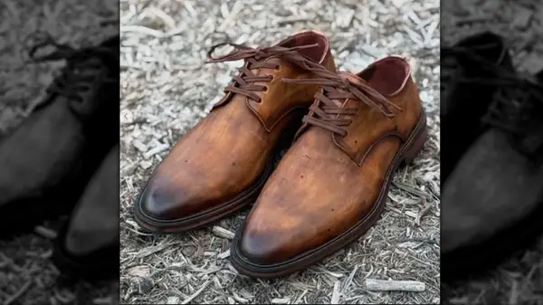 A custom pair of Esquivel X Hobo Derby shoes
