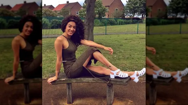 Woman wearing jelly shoes