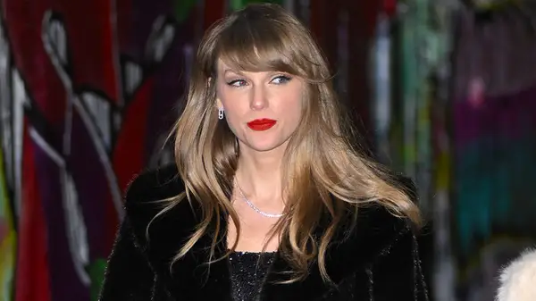 Zastarané trendy Taylor Swift boli chytené na sebe