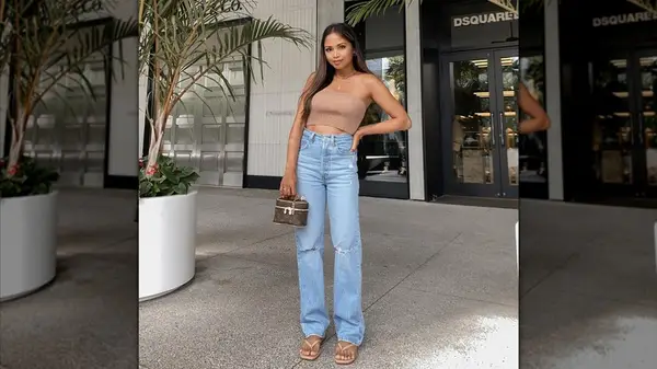 A woman trying the sandwich dressing method