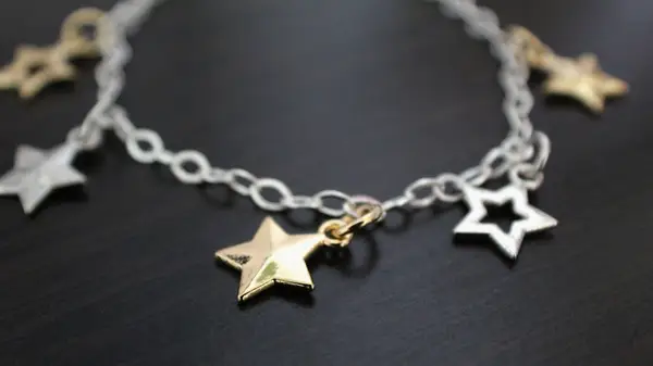 star charm anklet