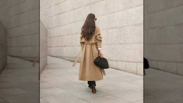 Oversized clutch bag