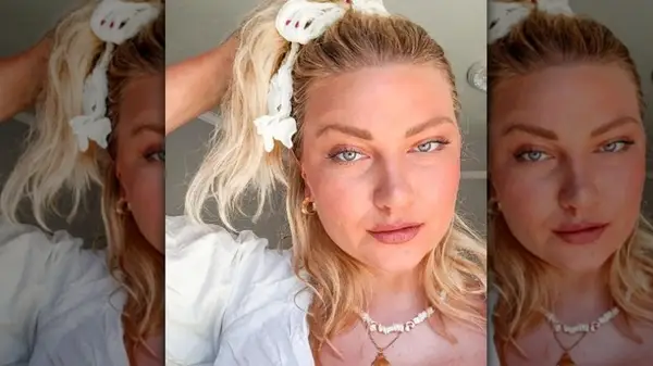 Woman in seashell necklace