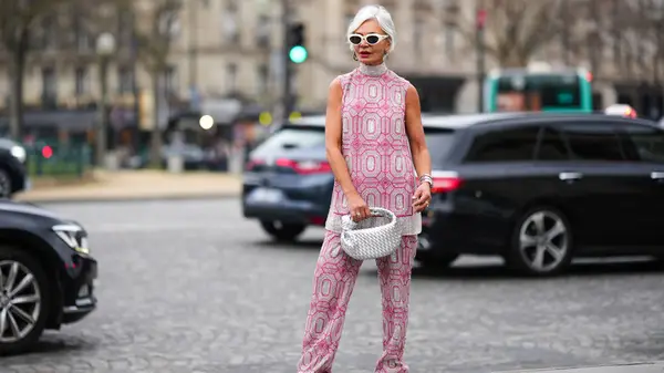 Woman in matching fashion set 