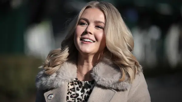 Karoline Leavitt tendit qui a totalement raté la marque