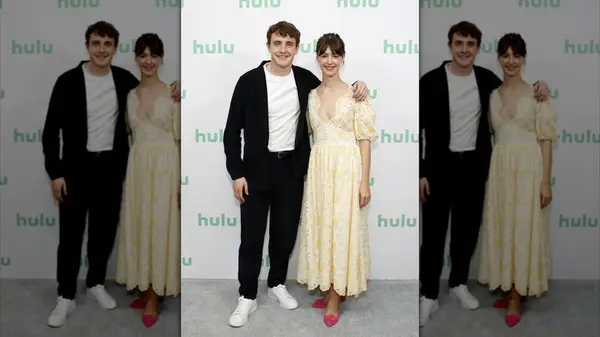 Daisy Edgar-Jones with 