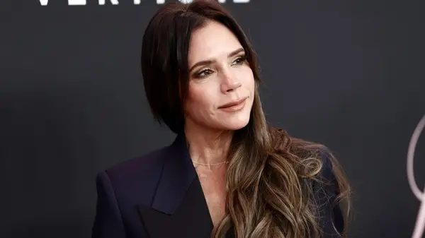 Den underbara omvandlingen av Victoria Beckham
