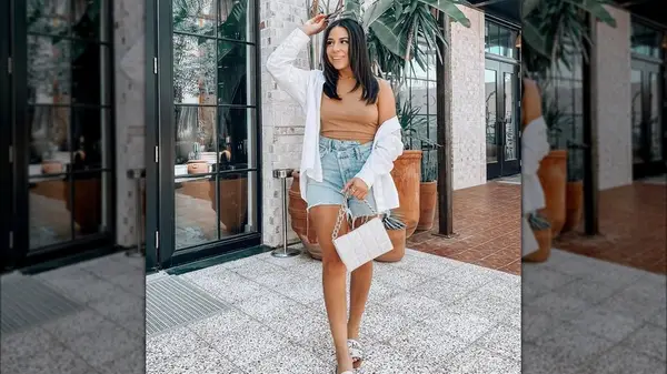 Woman in Bermuda shorts