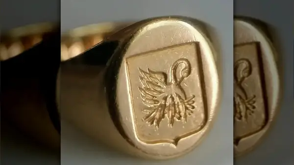 Antique signet ring 