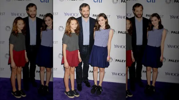 maude apatow with sister iris and dad judd at dolby theatre for girls 2015