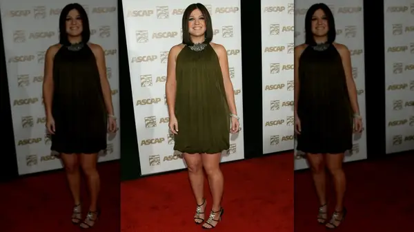 Kelly Clarkson on the red carpet for the 2007 ASCAP Awards