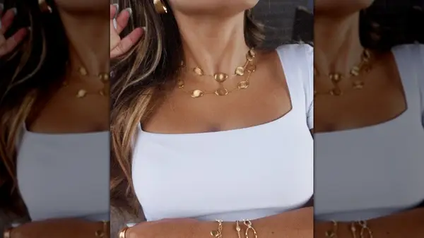 gold jewelry pieces