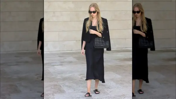 Woman wearing all black