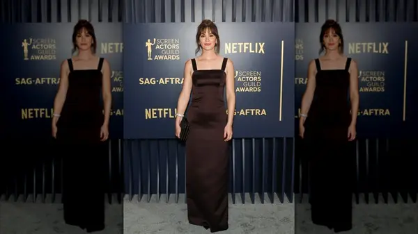 Leighton Meester attends the 30th Annual Screen Actors Guild Awards