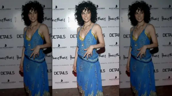 Parker Posey at HurlyBurly opening in 2005