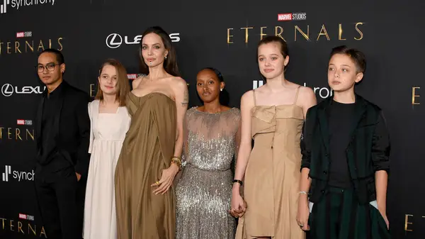 Shiloh wears deconstructed version of mother Angelina Jolie