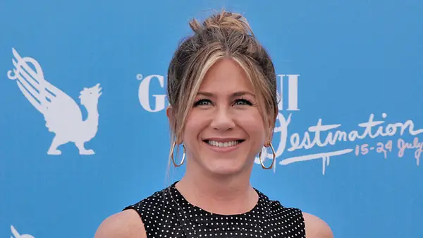 5 z ikonických priateľov Rachel Greenovej, ktoré by boli dnes úplne na trend