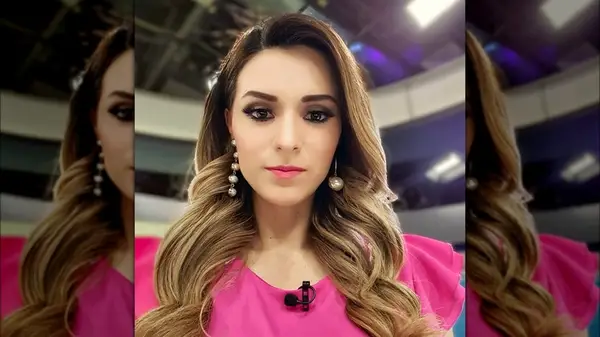 woman with mismatched earrings