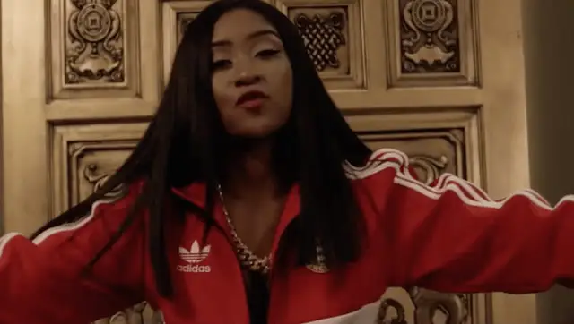 Najważniejsze informacje o młodych tekstach