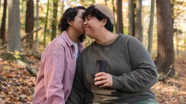 La colocación de Asteroid Juno en su tabla de nacimiento desbloquea lo que necesita en las relaciones