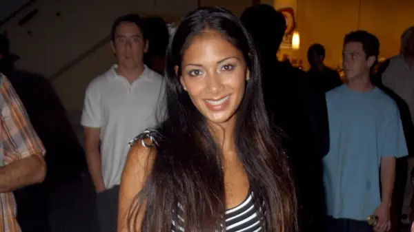 Nicole Scherzinger in 2003
