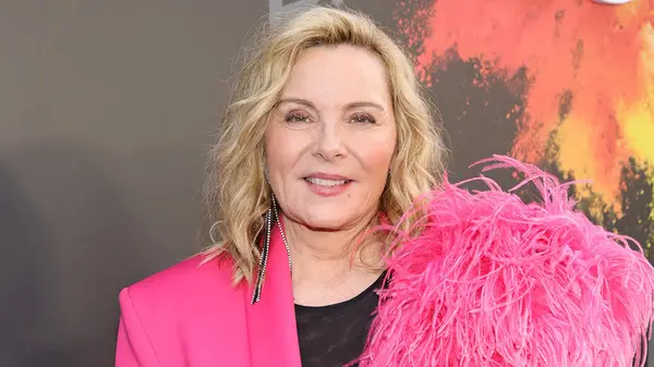 Kim Cattrall smiling